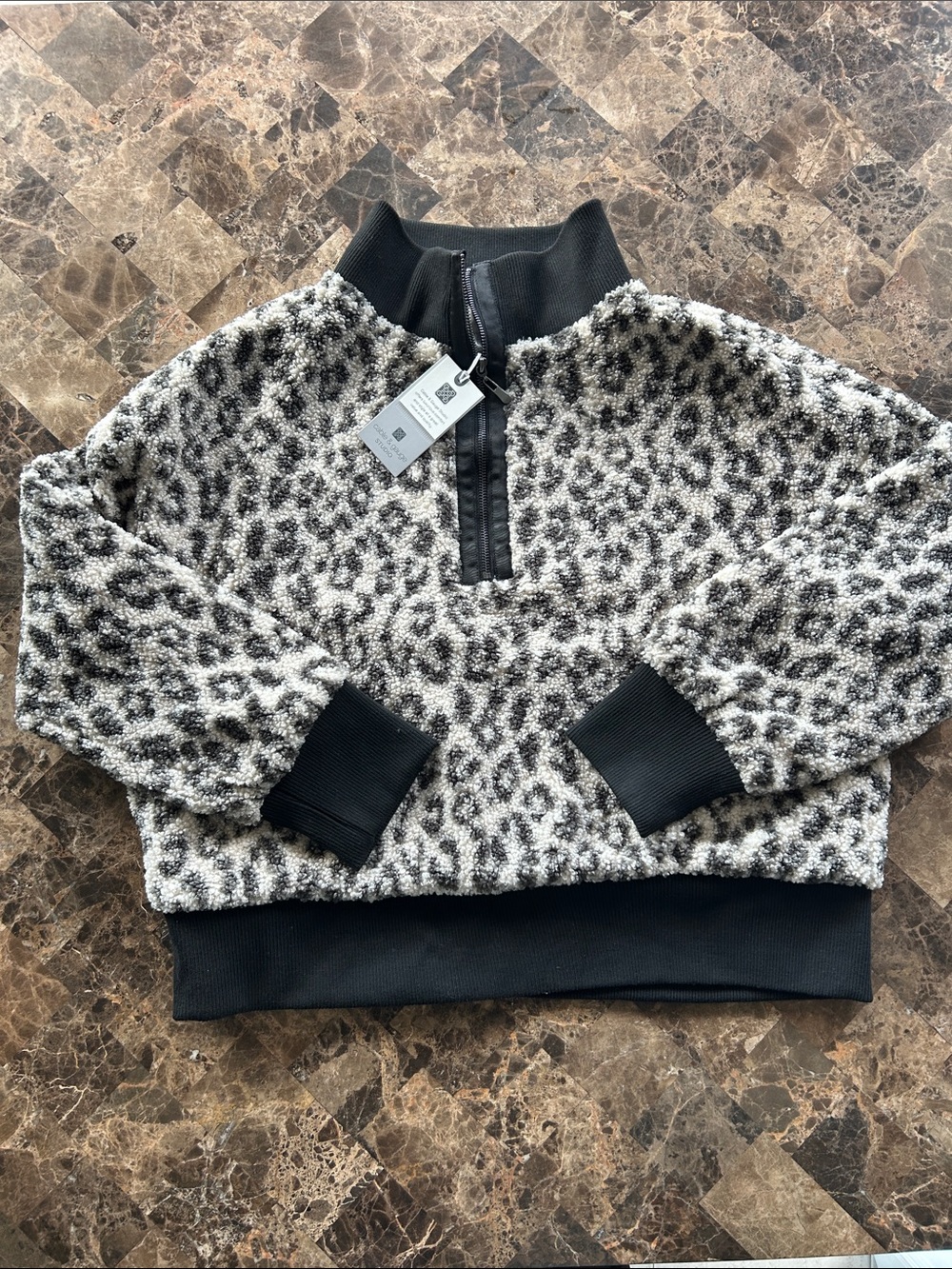 NWT π Cable & Gauge Womenβs Leopard Print Sherpa Half-Zip Pullover Cozy Jacket